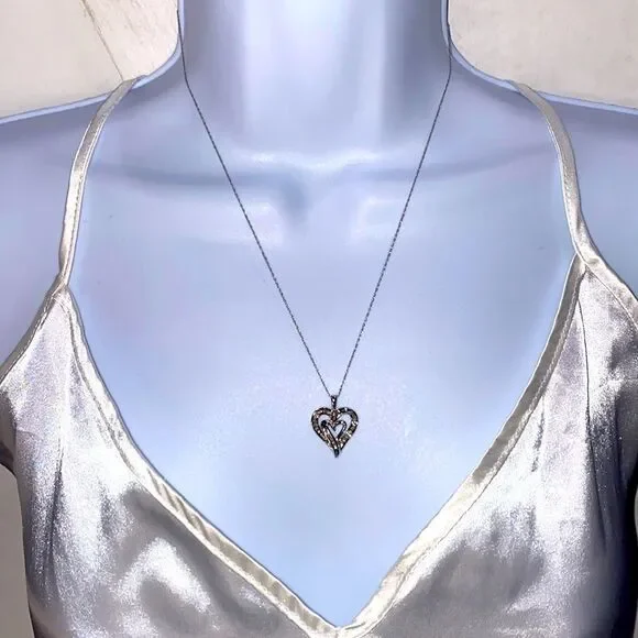 10K White Gold SUN Diamond Double Heart Necklace 18" Chain - Picture 3 of 16